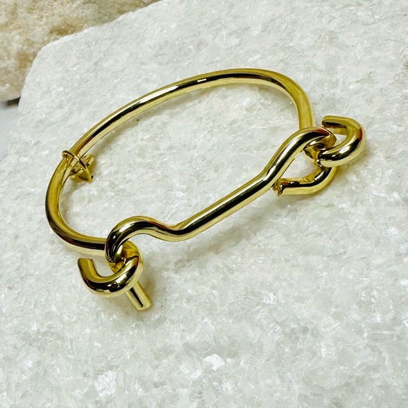 NEW! Jules Smith 14k Gold Plated Americana Lock Bracelet - Picture 3 of 9